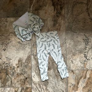 Gigi and Max bamboo pants & biggie bow